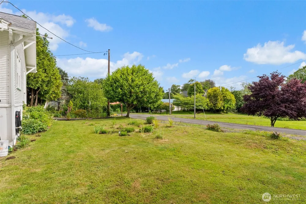 12 Main Street E South Bend, WA 98586