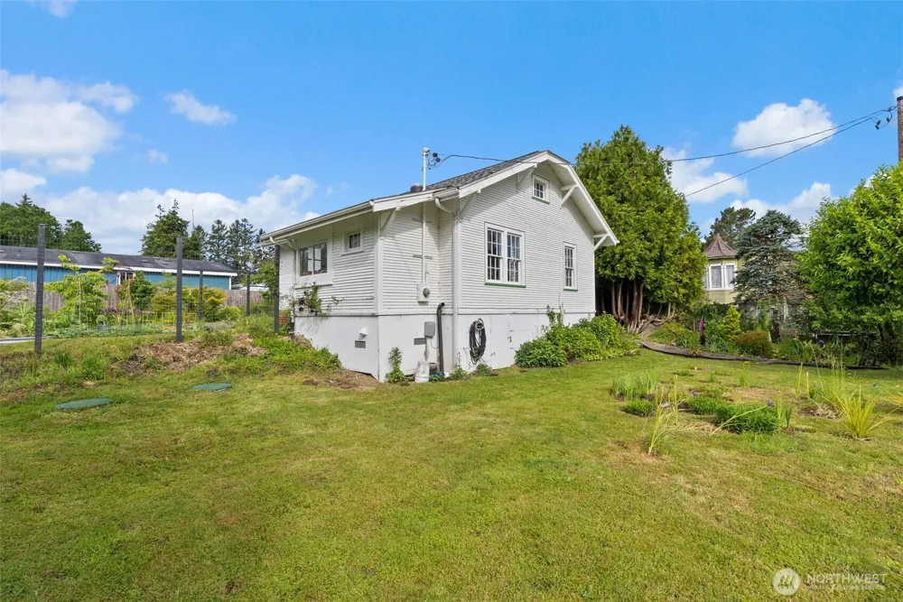 12 Main Street E South Bend, WA 98586