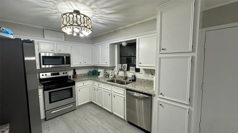 806 Crestline Drive Mexia, TX 76667