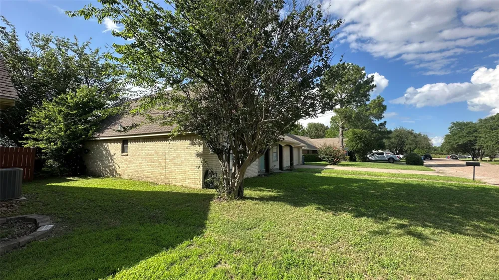 806 Crestline Drive Mexia, TX 76667