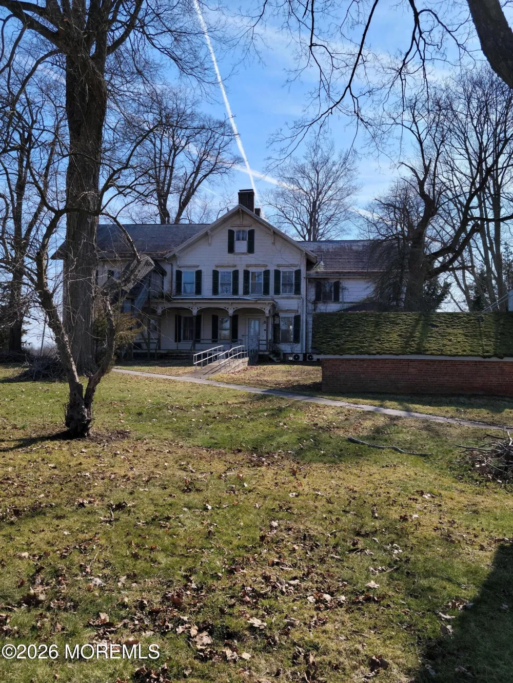184186 State Route 34 Holmdel, NJ 07733