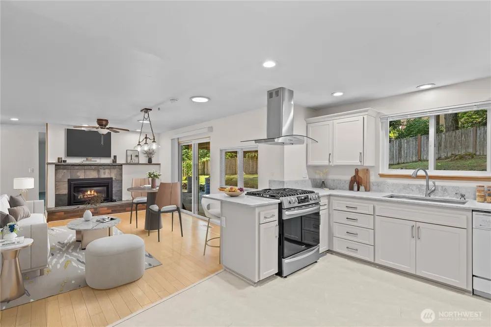 6712 53rd Street W University Place, WA 98467