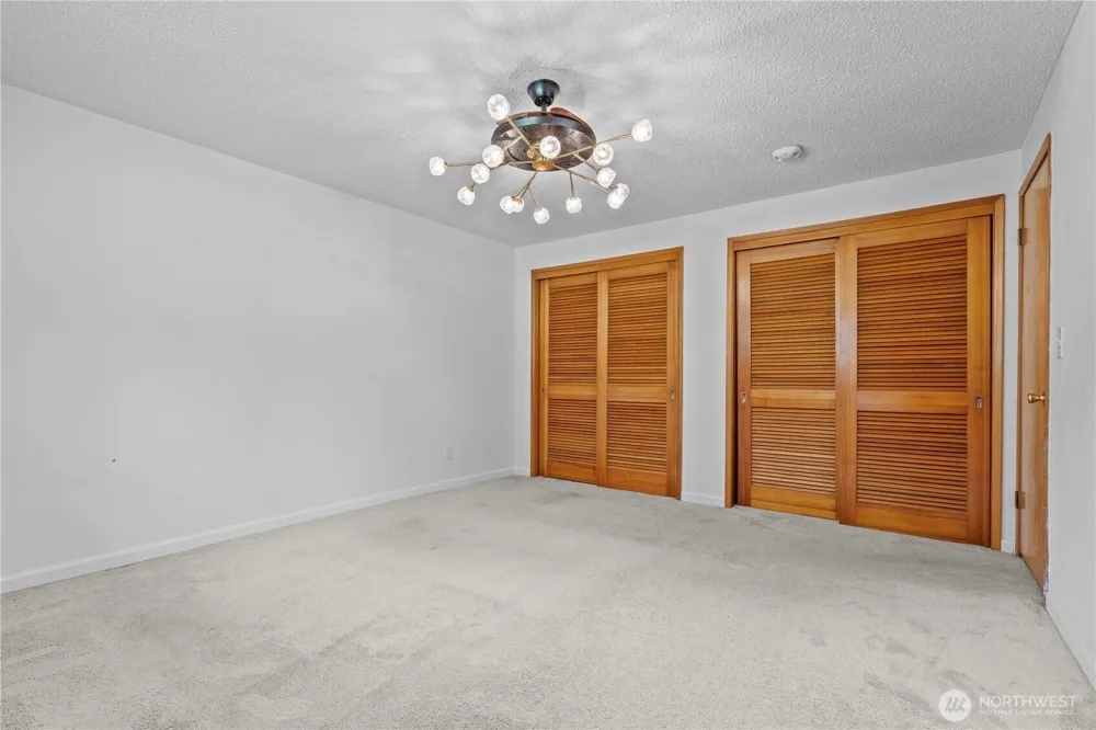 6712 53rd Street W University Place, WA 98467