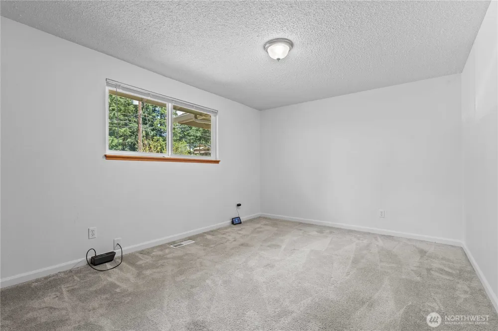 6712 53rd Street W University Place, WA 98467
