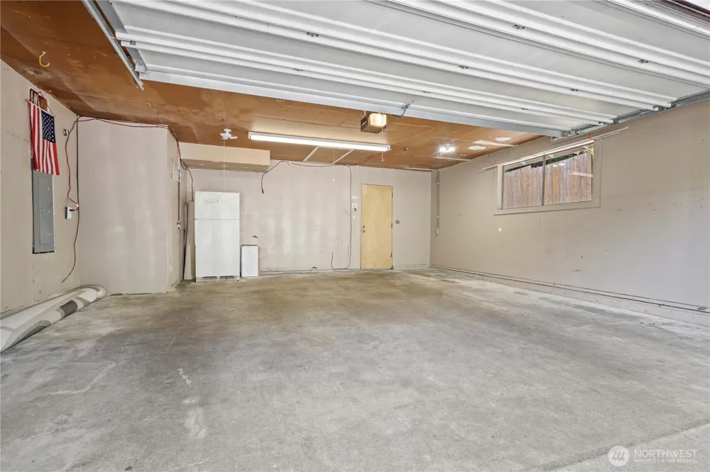 6712 53rd Street W University Place, WA 98467