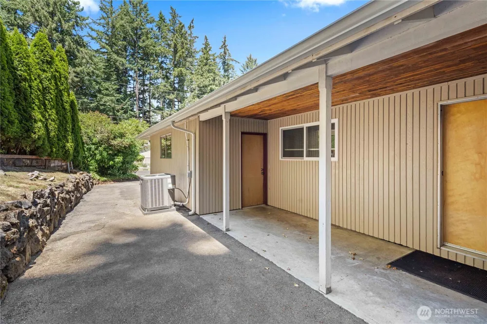 6712 53rd Street W University Place, WA 98467