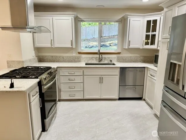 6712 53rd Street W University Place, WA 98467
