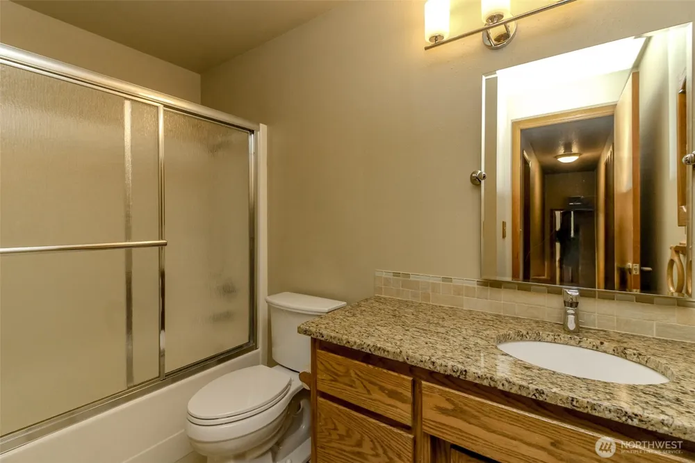 27813 187th Avenue SE Covington, WA 98042