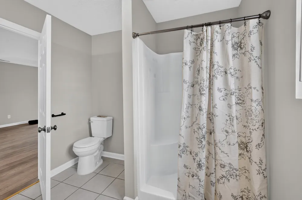 120 Driver Rd Lafayette, TN 37083