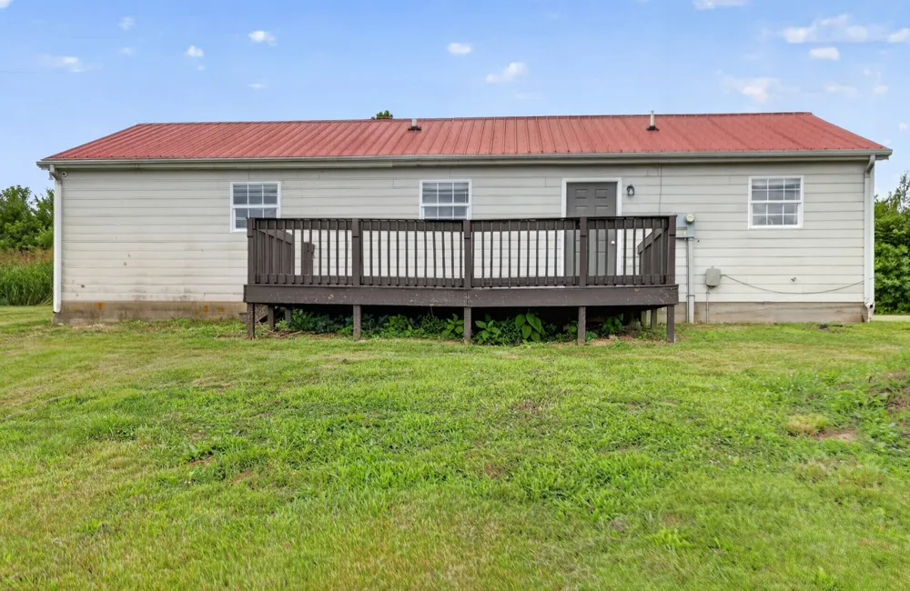 120 Driver Rd Lafayette, TN 37083