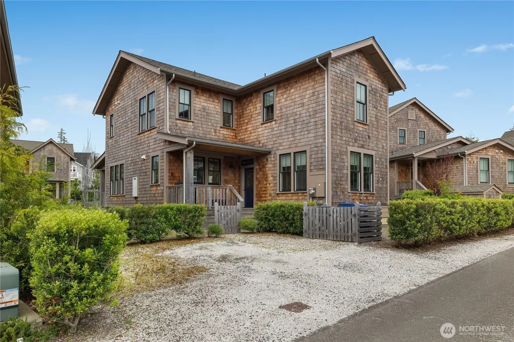 41 Cedar Run Loop Pacific Beach, WA 98571