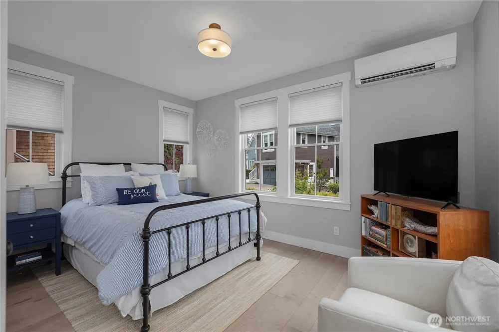 41 Cedar Run Loop Pacific Beach, WA 98571