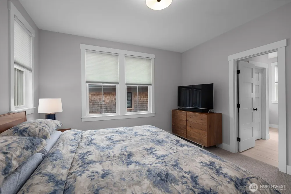 41 Cedar Run Loop Pacific Beach, WA 98571