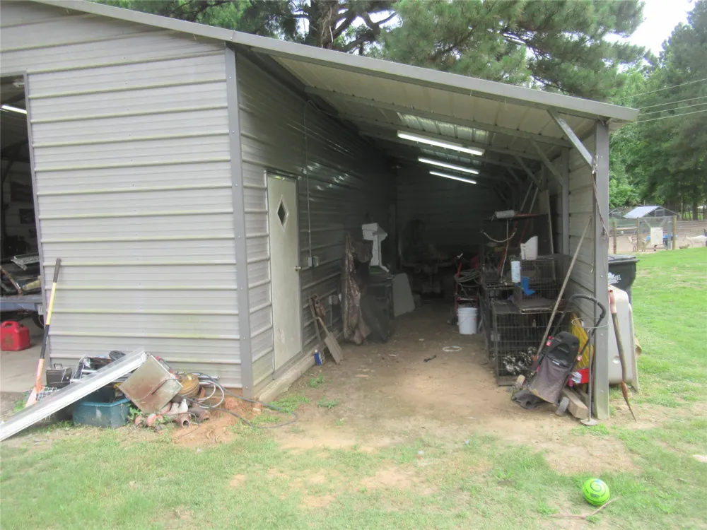 24133 Highway 157 Springhill, LA 71075