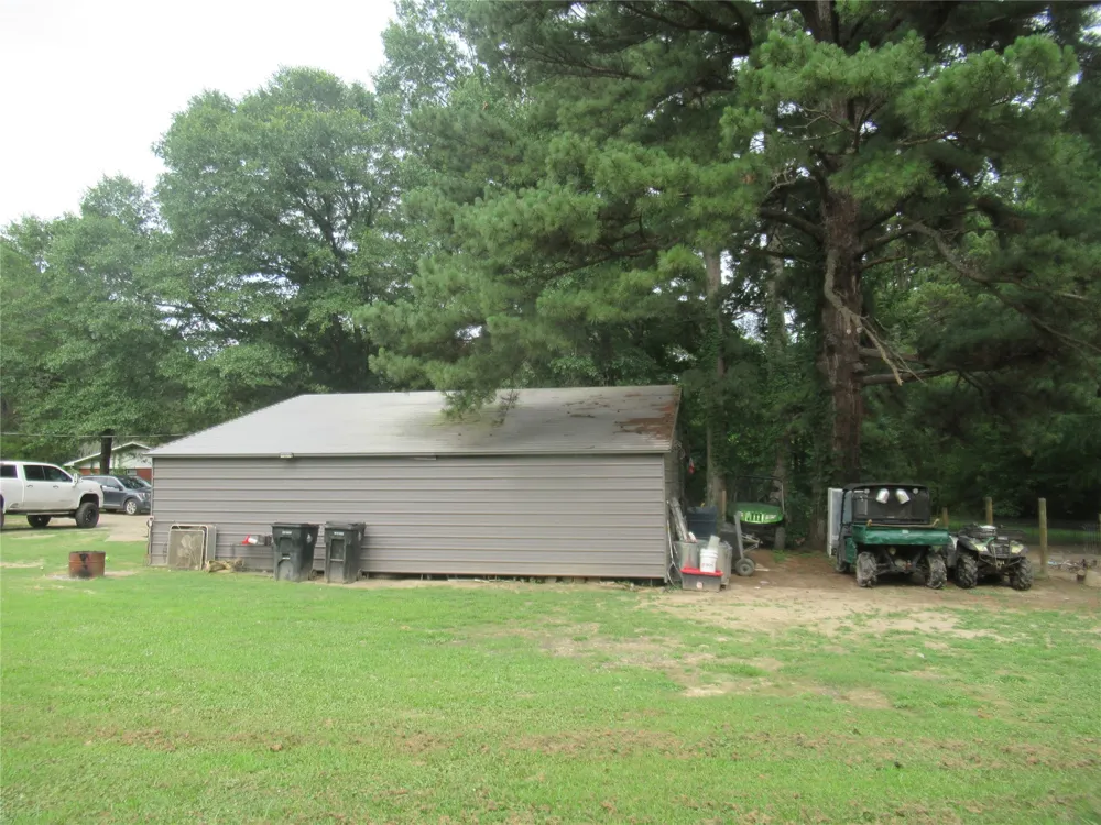24133 Highway 157 Springhill, LA 71075