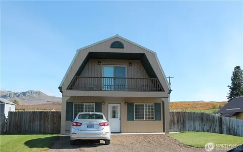 27 Orchard Loop