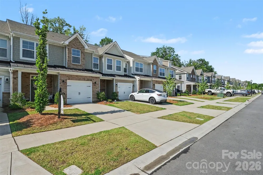 2202 Bexar Trail Matthews, NC 28105
