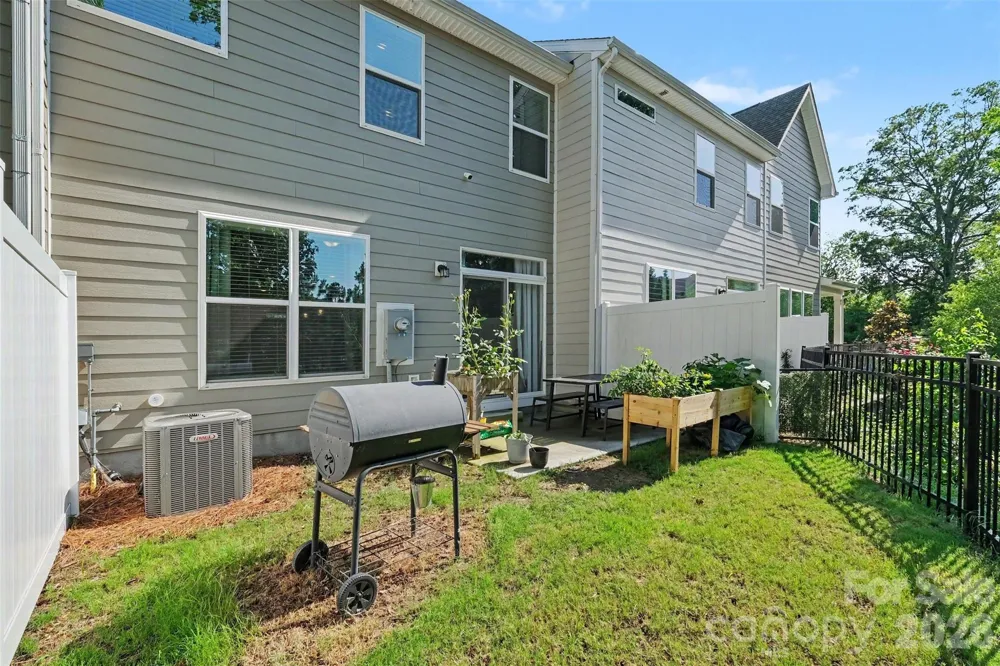 2202 Bexar Trail Matthews, NC 28105