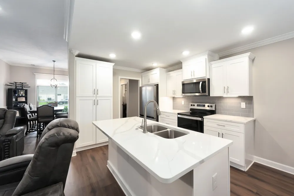 54 Golden Brooke Dr Jackson, TN 38305