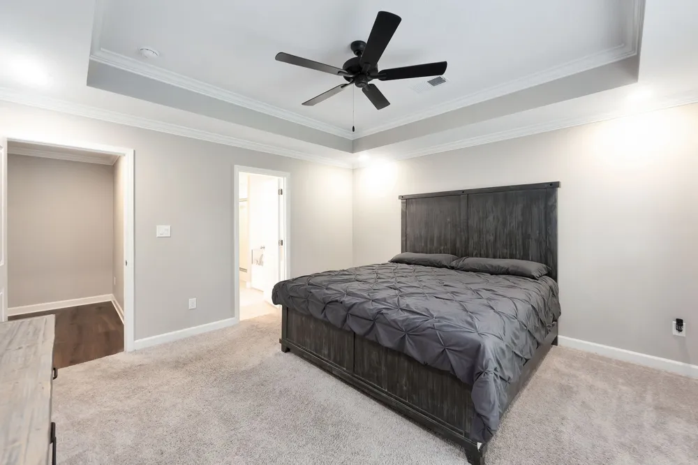 54 Golden Brooke Dr Jackson, TN 38305