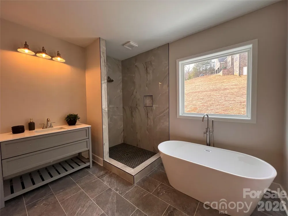 236 Mark Ryan Lane Dallas, NC 28034