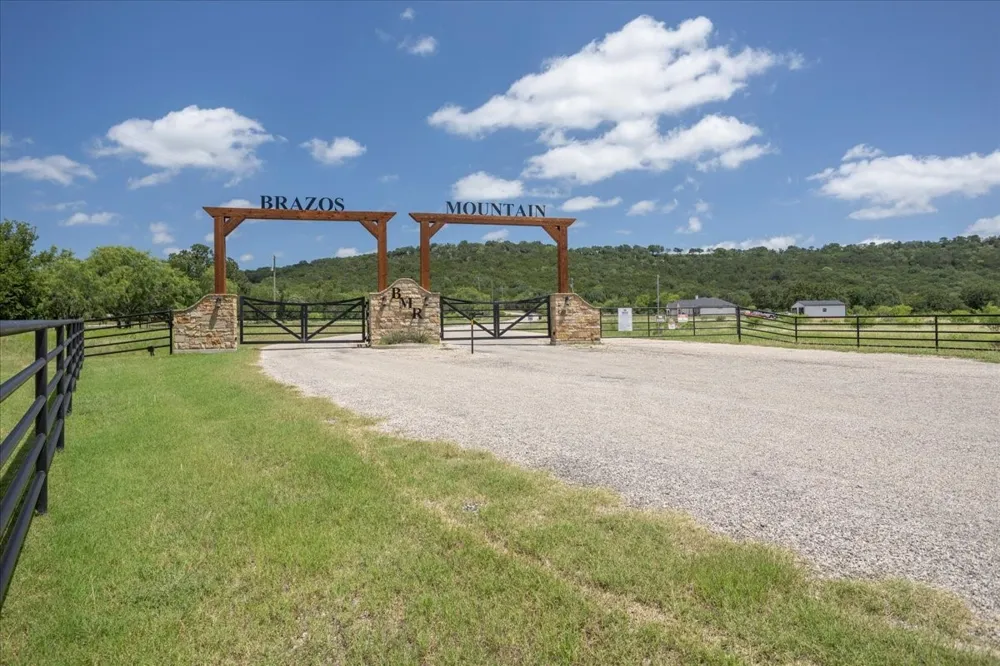 Mountain Top Trail Mineral Wells, TX 76067