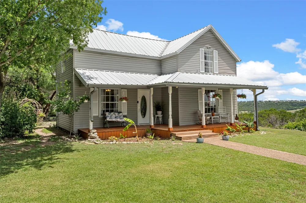8395 STATE HIGHWAY 22 Meridian, TX 76665