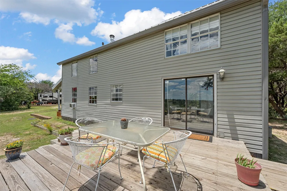 8395 STATE HIGHWAY 22 Meridian, TX 76665