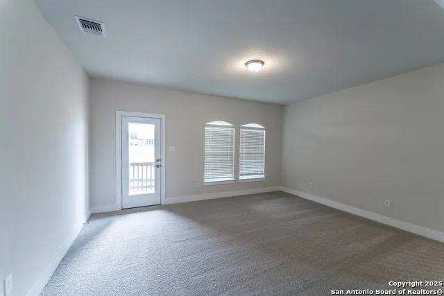 192 Ednie Ln Mico, TX 78066