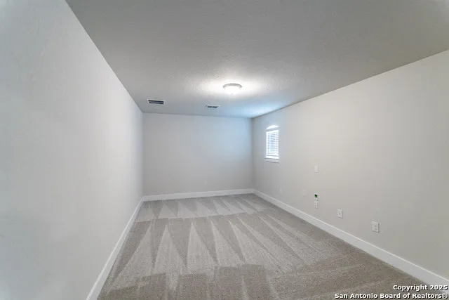 192 Ednie Ln Mico, TX 78066