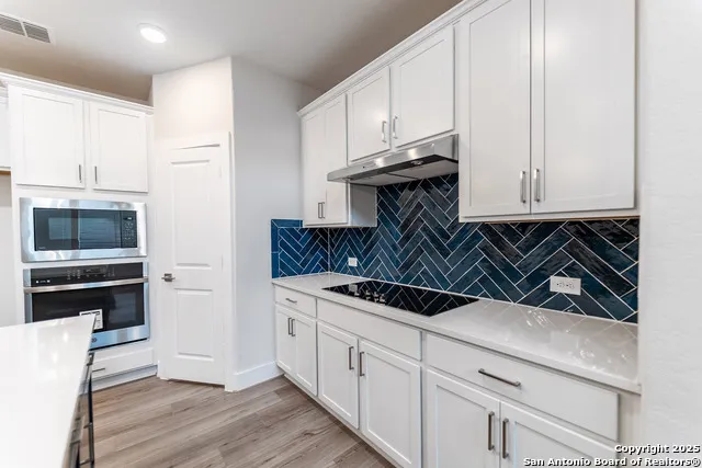 192 Ednie Ln Mico, TX 78066