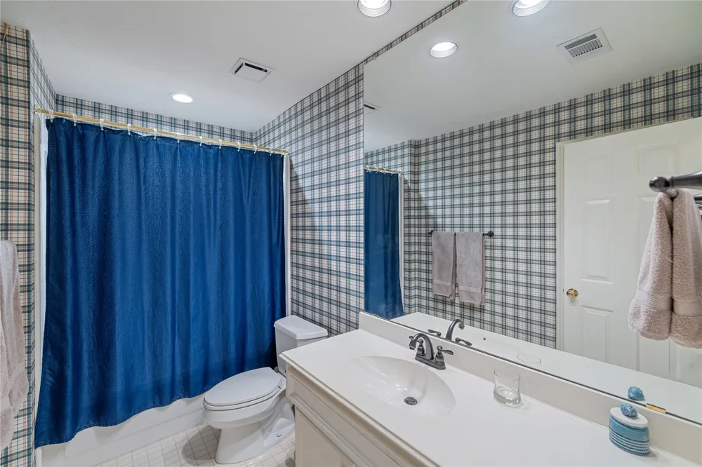 905 Silverthorne Trail Highland Village, TX 75077