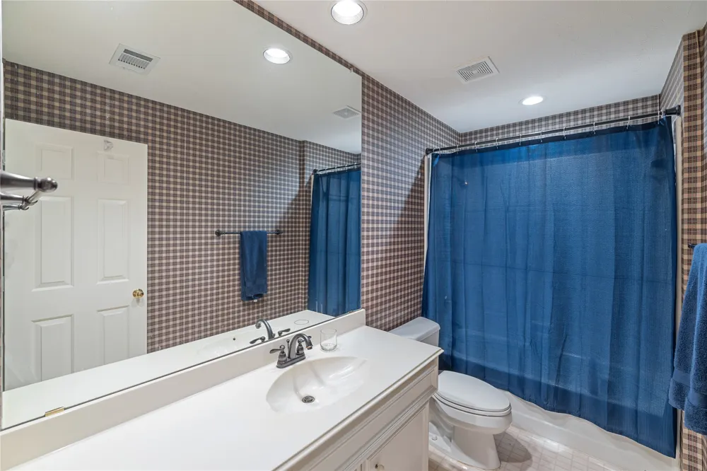 905 Silverthorne Trail Highland Village, TX 75077