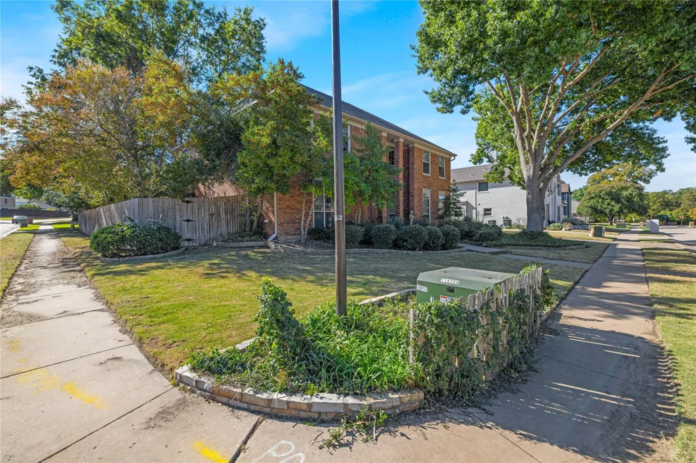 905 Silverthorne Trail Highland Village, TX 75077