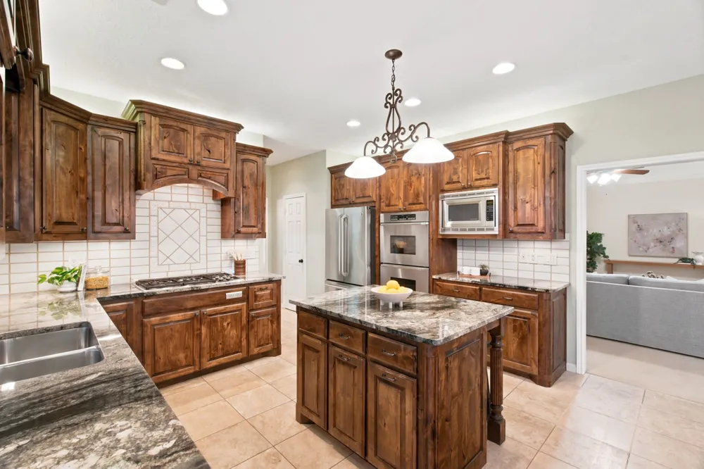905 Silverthorne Trail Highland Village, TX 75077