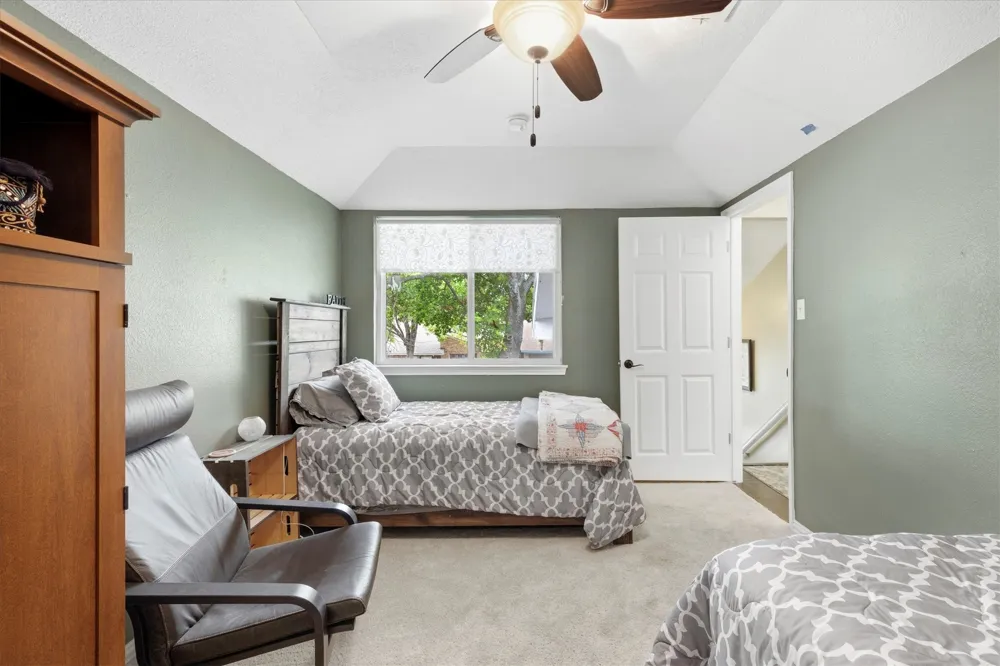 246 Mccarley Place McKinney, TX 75071