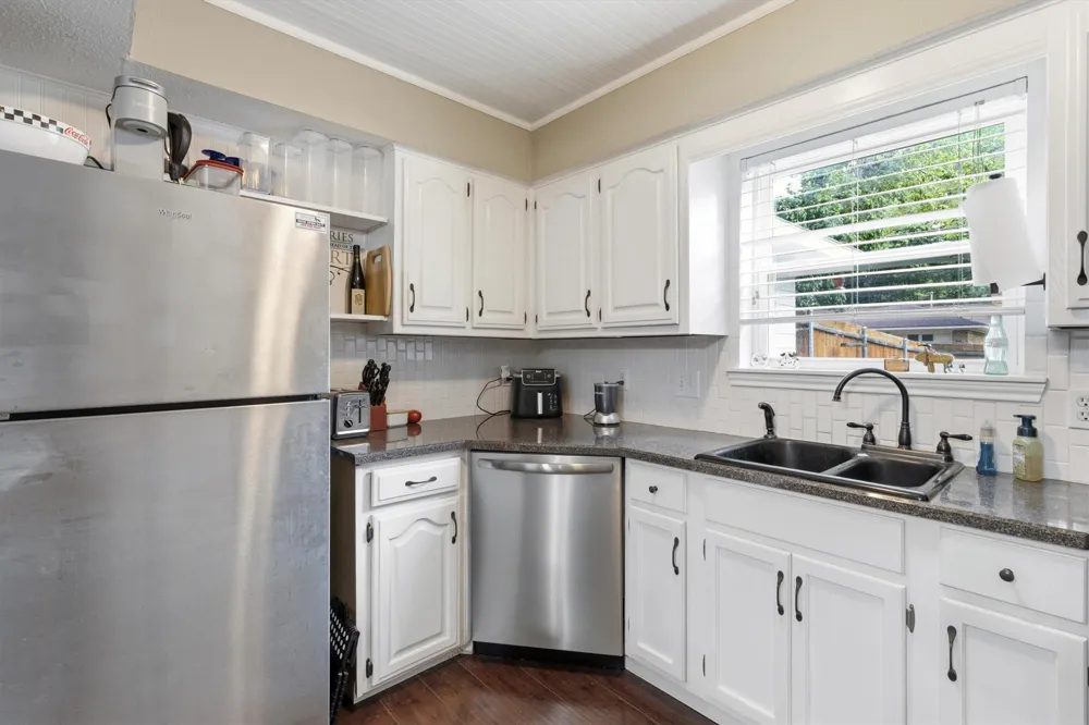 246 Mccarley Place McKinney, TX 75071