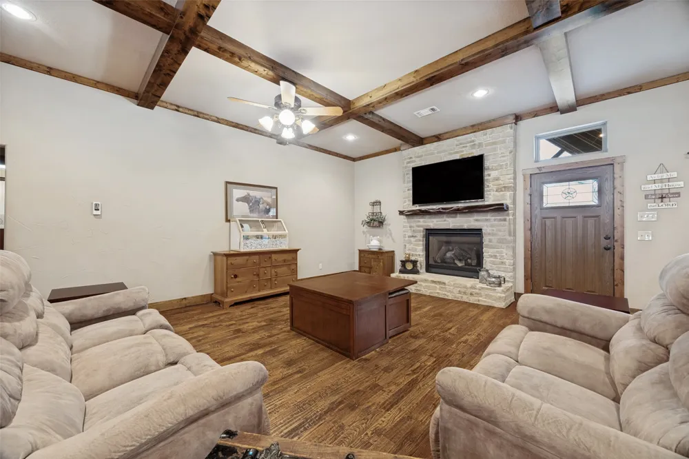 3028 Harrell Road Howe, TX 75459