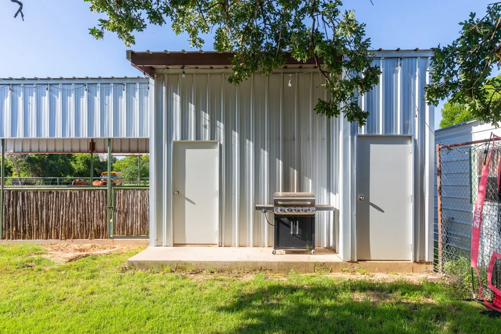 2143 County Road 113 Clyde, TX 79510