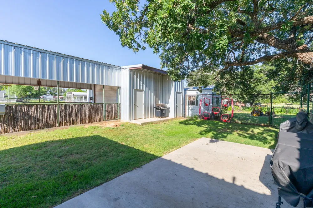 2143 County Road 113 Clyde, TX 79510