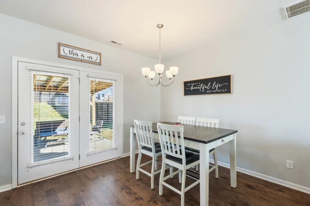 714 Monarchos Bnd Burns, TN 37029