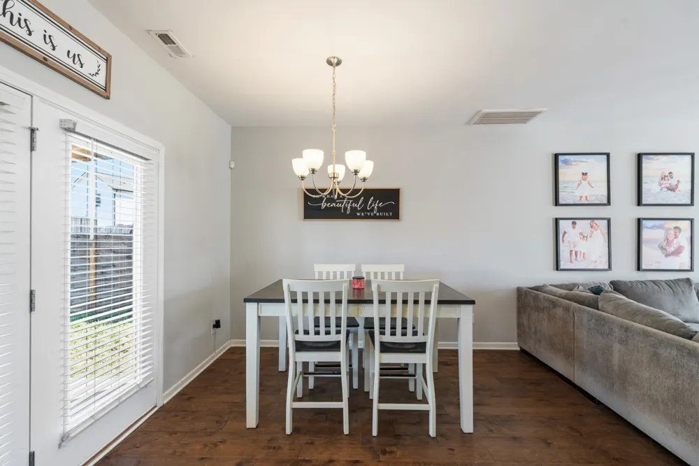 714 Monarchos Bnd Burns, TN 37029