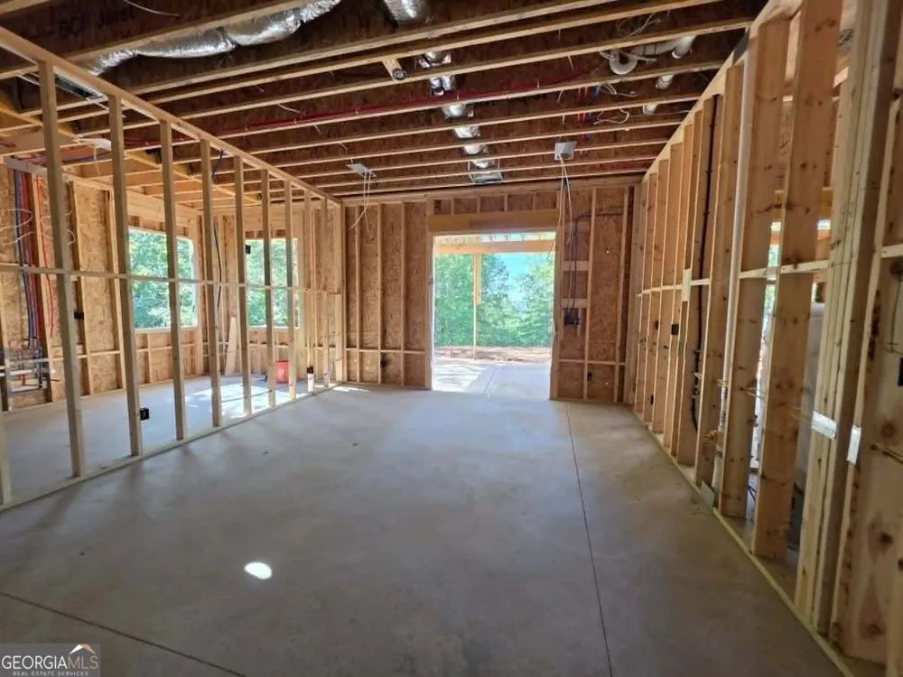 343 Currahee Club DR Toccoa, GA 30577