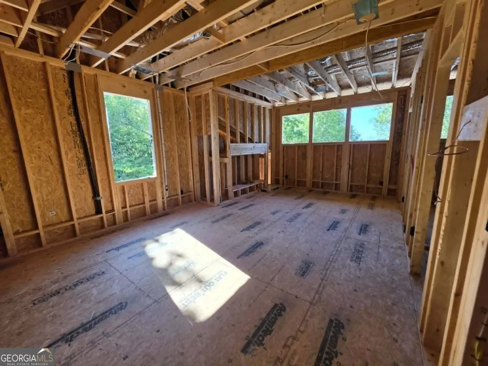 343 Currahee Club DR Toccoa, GA 30577