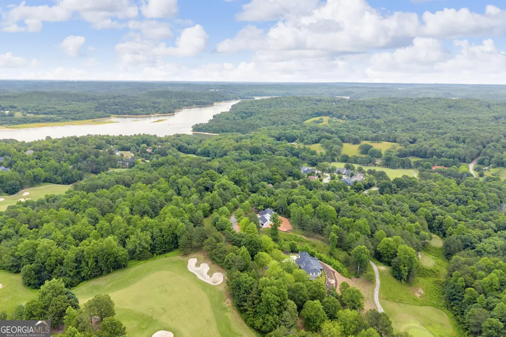 343 Currahee Club DR Toccoa, GA 30577