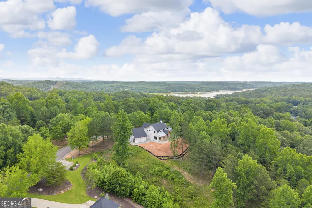 343 Currahee Club DR Toccoa, GA 30577