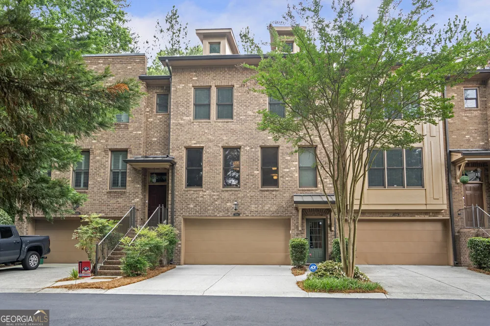 3344 Chestnut Woods Circle