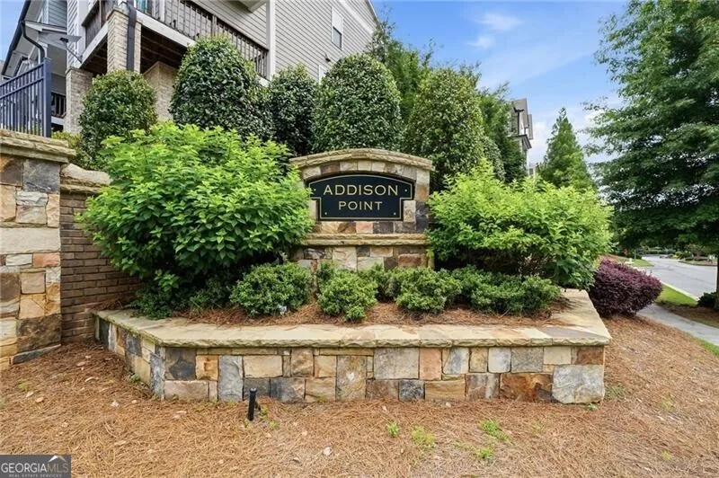 354 Hayden CIR Woodstock, GA 30189