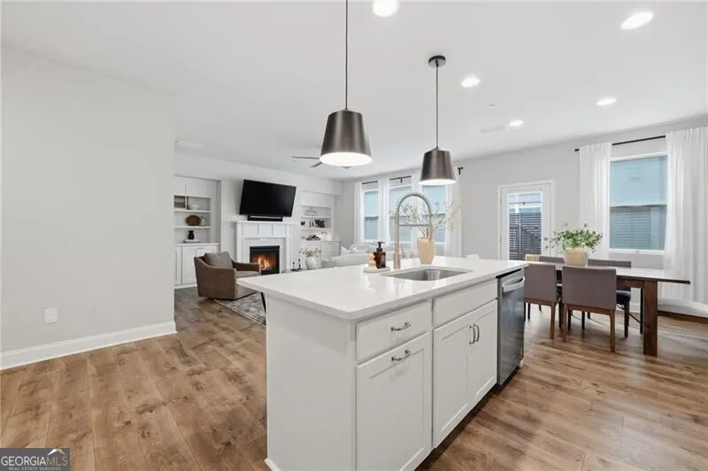 354 Hayden CIR Woodstock, GA 30189