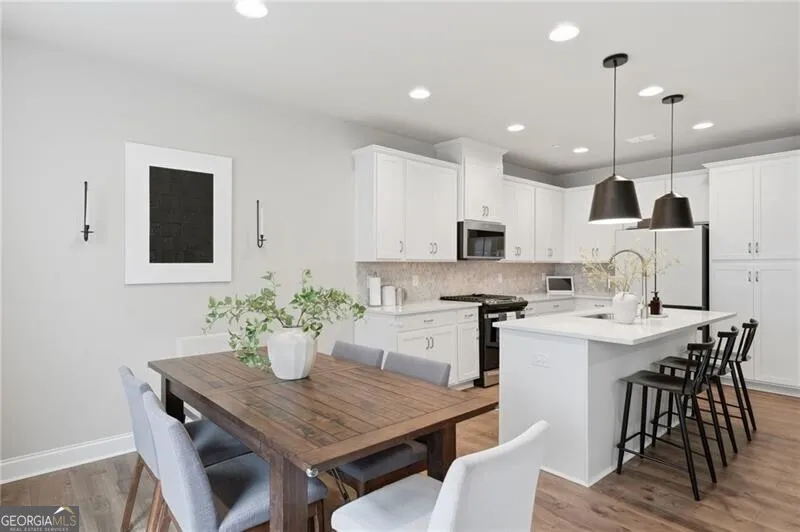 354 Hayden CIR Woodstock, GA 30189